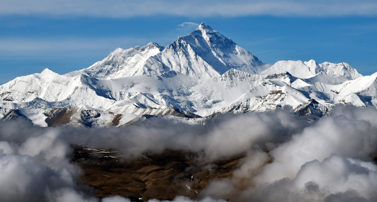 Đóng Cửa Khu Du Lịch Everest Sau Động Đất Tại Tây Tạng