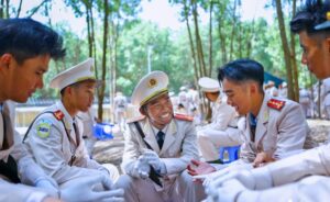 Bước chân tự hào của chàng trai Gia Rai trong lễ diễu binh lịch sử