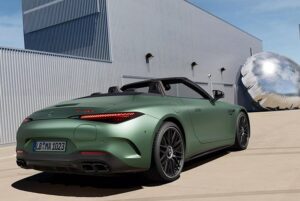 Mercedes-Benz SL 63 E Performance sắp ra mắt, giá hơn 12 tỷ đồng