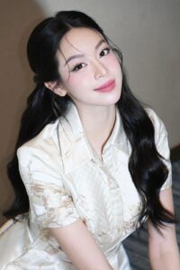 Thanh Thủy đứng thứ 6 Vẻ đẹp vượt thời gian