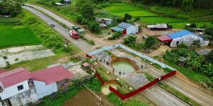 Người thân hy vọng từ manh mối chiếc áo tại hiện trường Của Người Thân Bên “Hố Tử Thần” Ở Bắc Kạn