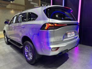 Isuzu Mu-X mới chốt ngày ra mắt tại Việt Nam