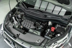 Mitsubishi Xpander hay Hyundai Accent 