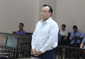 Những đại gia khắc phục hậu quả