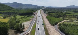 Biển Báo Lạ Xuất Hiện Trên Cao Tốc Mới Ở Hà Tĩnh