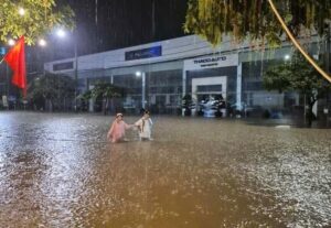 Miền Bắc mưa lớn kéo dài, Thái Nguyên ngập sâu nhiều nơi