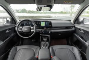 Mitsubishi Xpander hay Hyundai Accent 