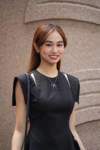 Lùm xùm quyên góp chữa bệnh của Ngân Hòa