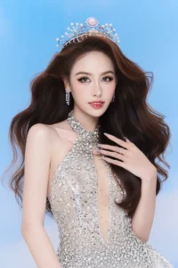 Top 3 Hoa Hậu Việt Nam trước thềm chuyển giao vương miện