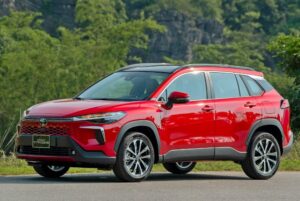 Toyota Corolla Cross tiếp tục ưu đãi lớn trong tháng 7/2025