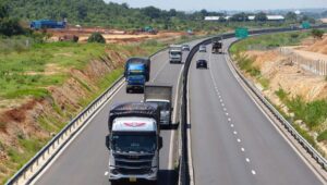 Cao tốc chưa đạt chuẩn gây lo ngại cho tài xế