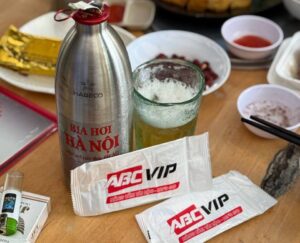 TRẢI NGHIỆM ẨM THỰC ĐƯỜNG PHỐ ĐẬM CHẤT HÀ NỘI