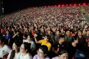 Concert quốc gia đón tổng 100.000 lượt khán giả