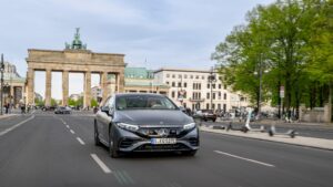 Mercedes-Benz vượt mặt Tesla về hệ thống lái tự động cấp độ 3 tại Mỹ