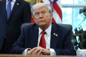 Ông Trump kêu gọi bỏ tù Thị trưởng Chicago