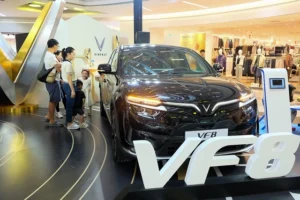 Có nên đổi ô tô chạy xăng sang ô tô điện ở thời điểm này