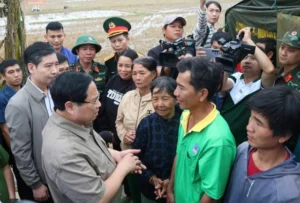 Thủ tướng Phạm Minh Chính thăm người dân