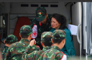 Trực thăng diễn tập cứu nạn ở biên giới