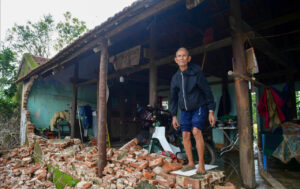 98 người mất trong mưa lũ Nam Trung Bộ