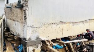 Chuyển nhà xây nhầm