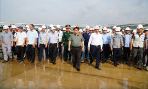 Thủ tướng kiểm tra sân bay Long Thành